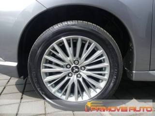 MITSUBISHI Outlander usata, con Servosterzo