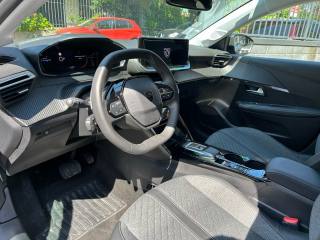 PEUGEOT 208 usata, con Boardcomputer