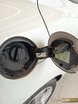 RENAULT Clio usata, con Specchietti laterali elettrici