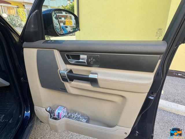 LAND ROVER Discovery usata, con Specchietti laterali elettrici