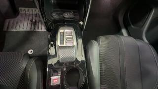 PEUGEOT 2008 usata, con Cruise Control