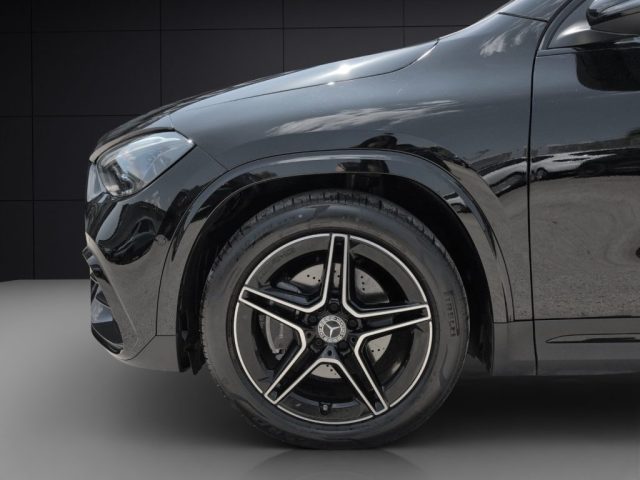 MERCEDES-BENZ GLA 200 usata, con Climatizzatore