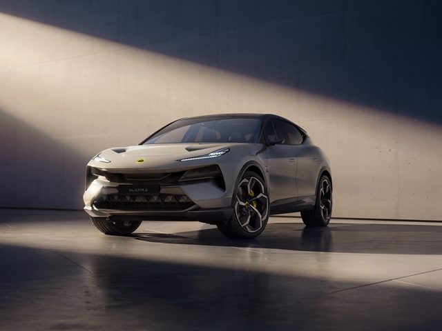 LOTUS Eletre usata, con ABS