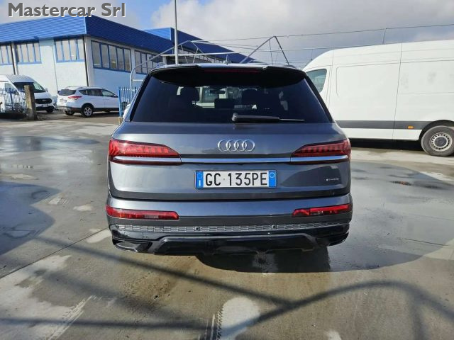 AUDI Q7 usata, con Alzacristalli elettrici