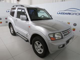 MITSUBISHI Pajero usata, con Autoradio