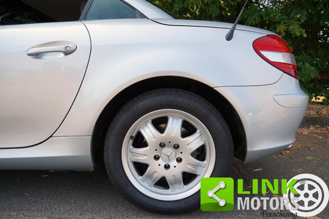 MERCEDES-BENZ SLK 200 usata, con Climatizzatore