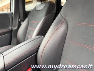 MERCEDES-BENZ B 180 usata, con Autoradio digitale