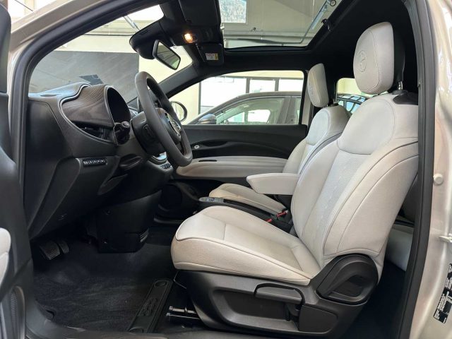 FIAT 500e usata, con Controllo trazione