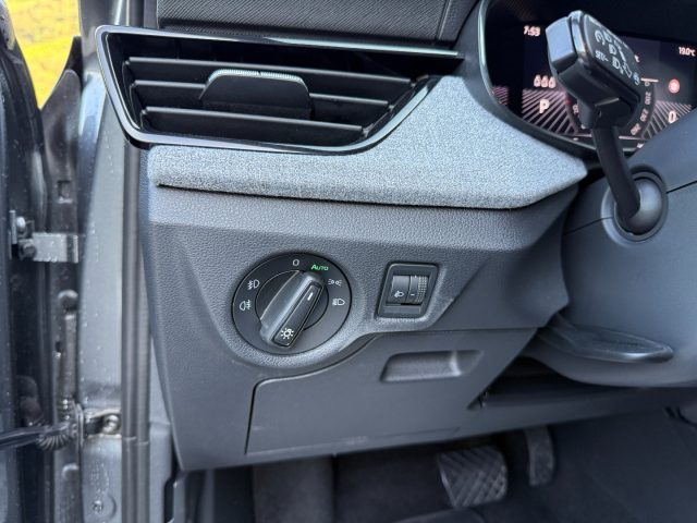 SKODA Kamiq usata, con Controllo automatico clima
