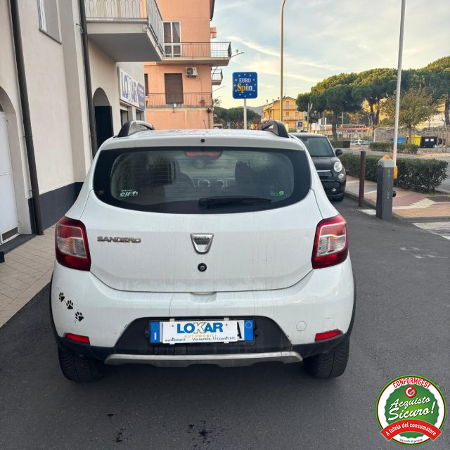 DACIA Sandero usata, con Autoradio