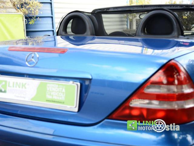 MERCEDES-BENZ SLK 200 usata 23