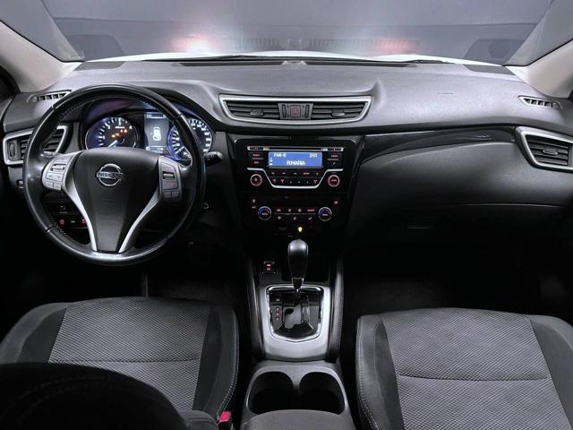 NISSAN Qashqai usata, con Controllo automatico clima
