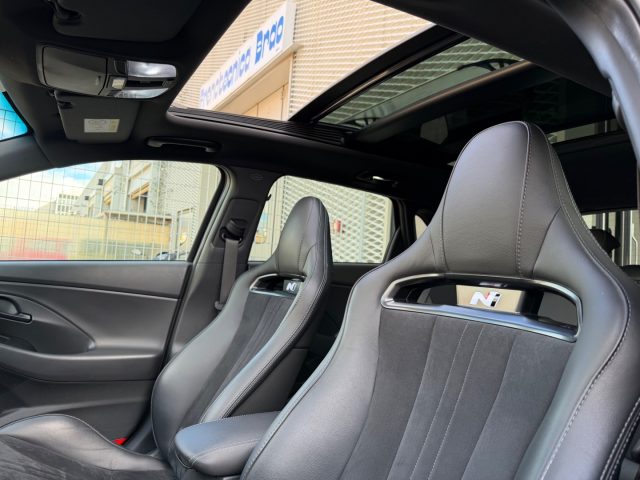 HYUNDAI i30 usata, con Controllo automatico clima