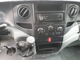 IVECO Daily usata, con Controllo automatico clima