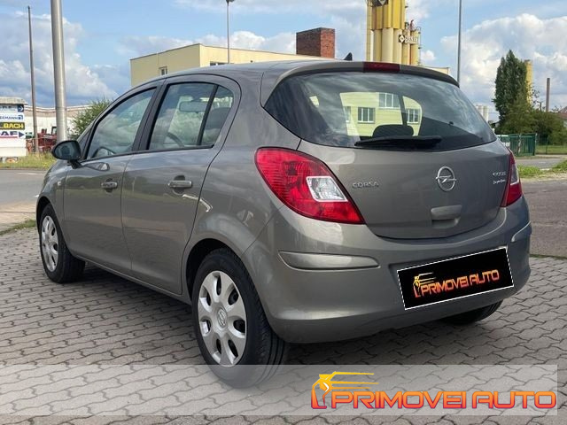 OPEL Corsa usata, con Controllo trazione