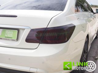 MERCEDES-BENZ E 220 usata 28