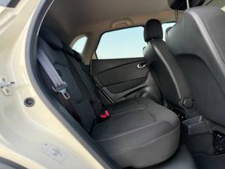 RENAULT Captur usata 23