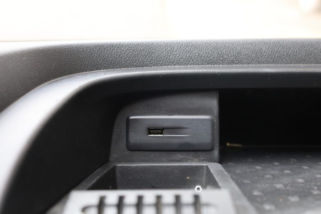 RENAULT Trafic usata, con Specchietti laterali elettrici