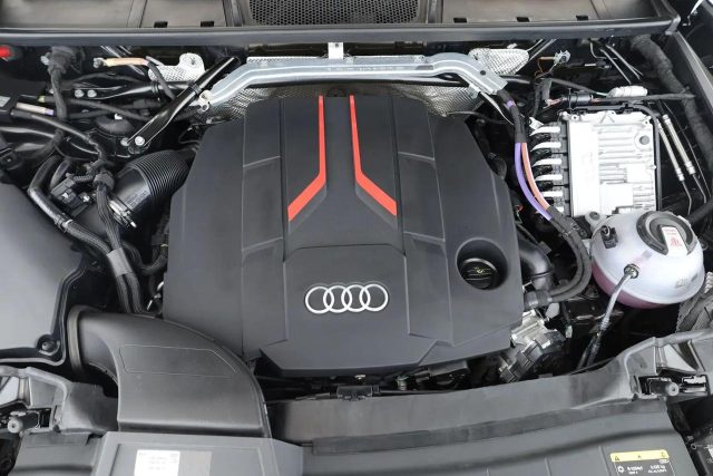 AUDI SQ5 usata, con Tettuccio apribile