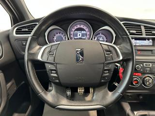 DS AUTOMOBILES DS 4 usata, con Chiusura centralizzata