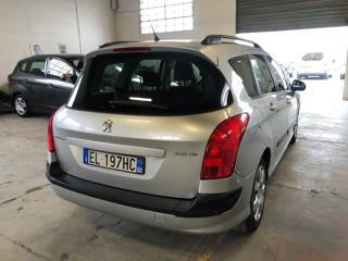 PEUGEOT 308 usata, con Autoradio