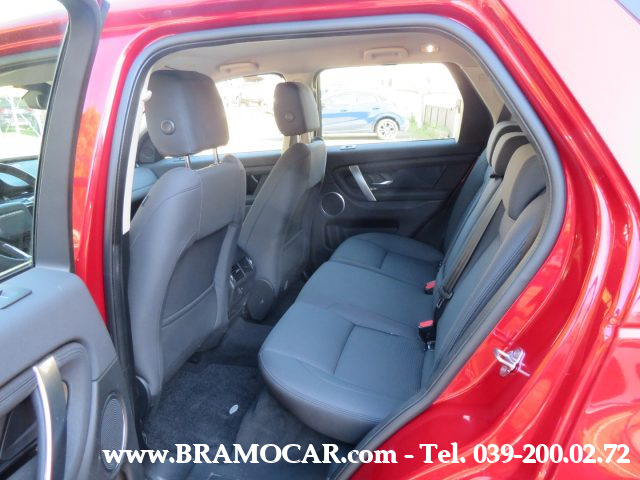 LAND ROVER Discovery Sport usata, con Sedile posteriore sdoppiato