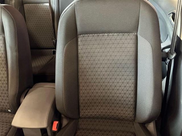 VOLKSWAGEN T-Cross usata 26