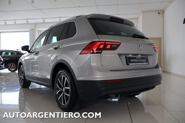 VOLKSWAGEN Tiguan usata, con Hill holder