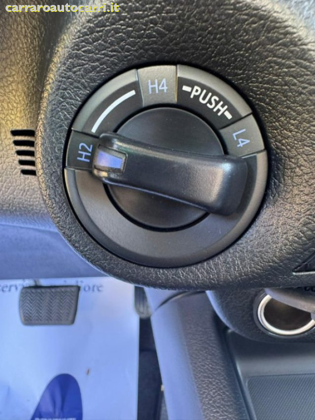 TOYOTA Hilux usata, con Controllo vocale