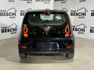 VOLKSWAGEN up! usata, con Autoradio