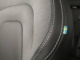 VOLVO XC60 usata, con Sedile posteriore sdoppiato