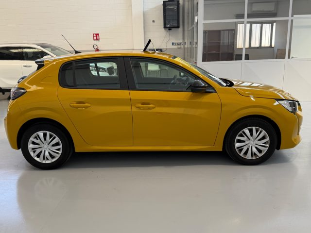 PEUGEOT 208 usata, con Sensori di parcheggio posteriori