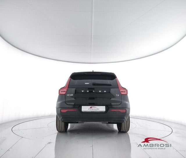 VOLVO XC40 usata 5