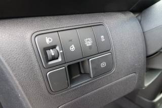 HYUNDAI Staria usata, con USB