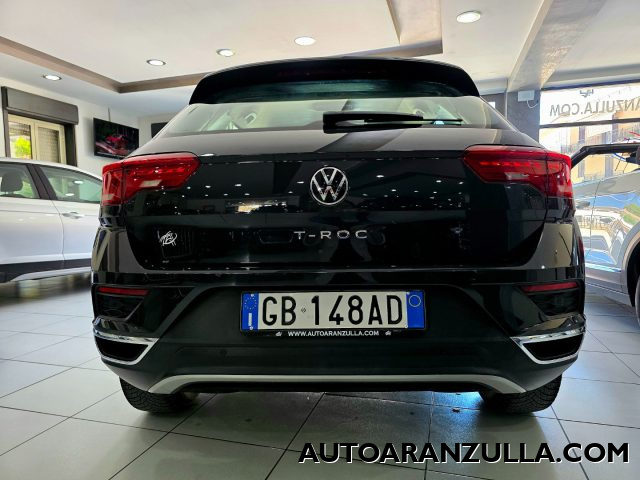 VOLKSWAGEN T-Roc usata, con MP3