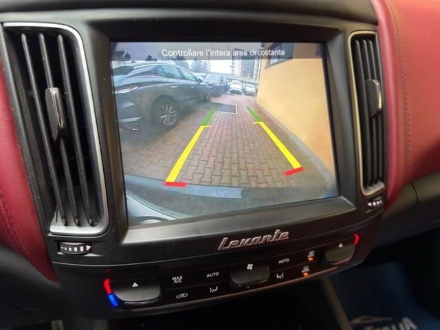 MASERATI Levante usata, con Lettore CD