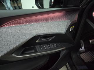 PEUGEOT 3008 usata, con Sedile posteriore sdoppiato