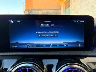 MERCEDES-BENZ A 180 usata, con Touch screen