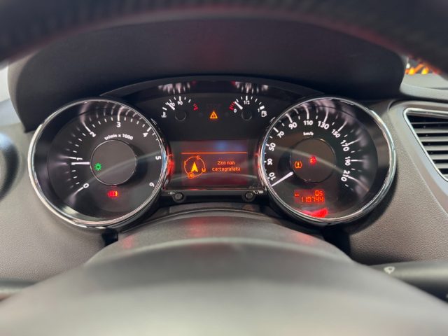 PEUGEOT 5008 usata, con Chiusura centralizzata telecomandata