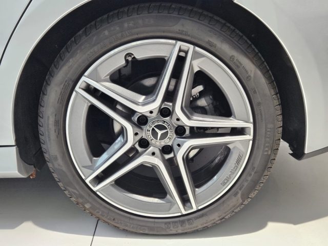 MERCEDES-BENZ A 200 usata, con Climatizzatore