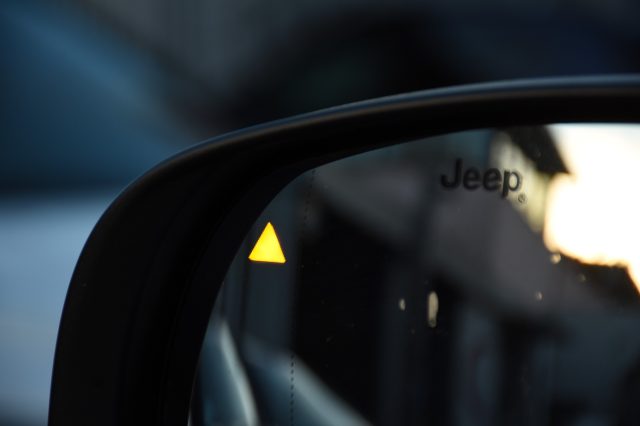 JEEP Compass usata, con Autoradio digitale