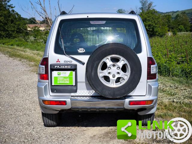 MITSUBISHI Pajero usata, con Airbag Passeggero