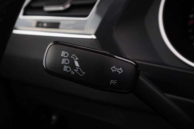 VOLKSWAGEN Tiguan usata, con Bracciolo