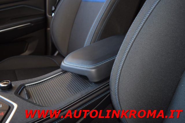 LYNK & CO 01 usata, con Tettuccio apribile