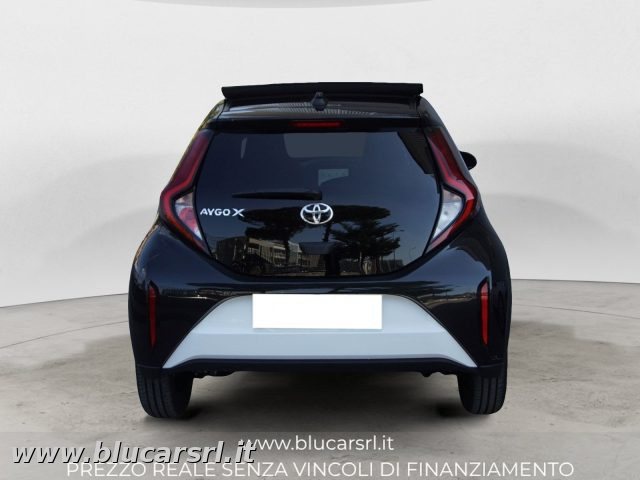 TOYOTA Aygo X usata 3