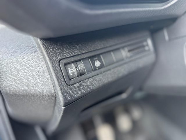PEUGEOT 3008 usata, con Climatizzatore