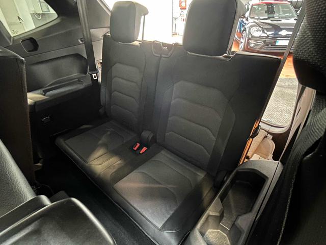 VOLKSWAGEN Tiguan Allspace usata, con Fendinebbia