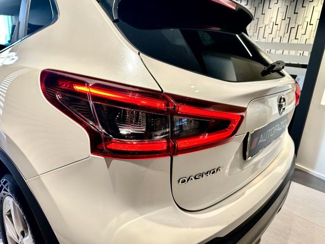 NISSAN Qashqai usata, con Luci diurne LED