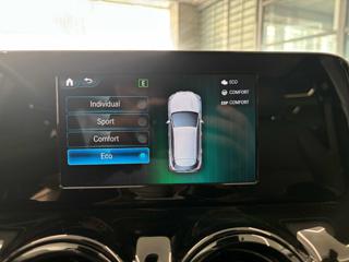 MERCEDES-BENZ GLA 180 usata, con ESP