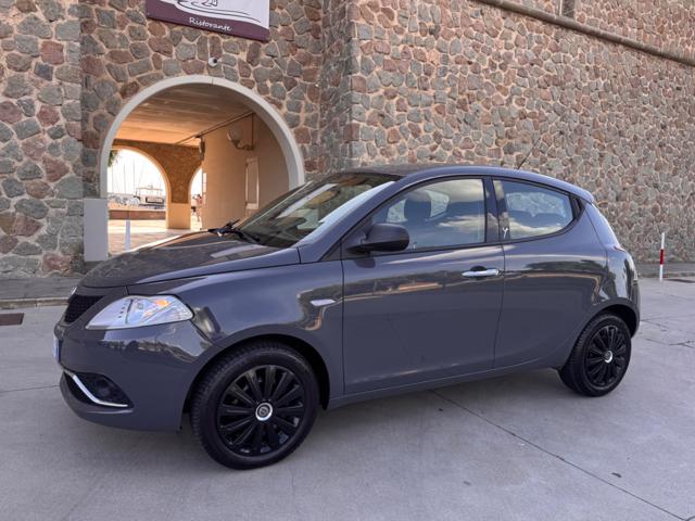 LANCIA Ypsilon usata 36